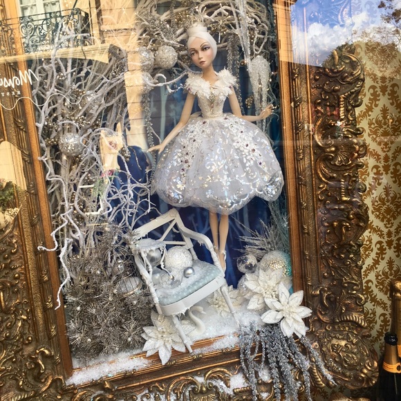 Meet your Posher, Isabel - Picture 1 of 1